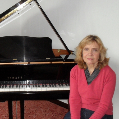 Accompanist and composer: Lorraine Forsdick